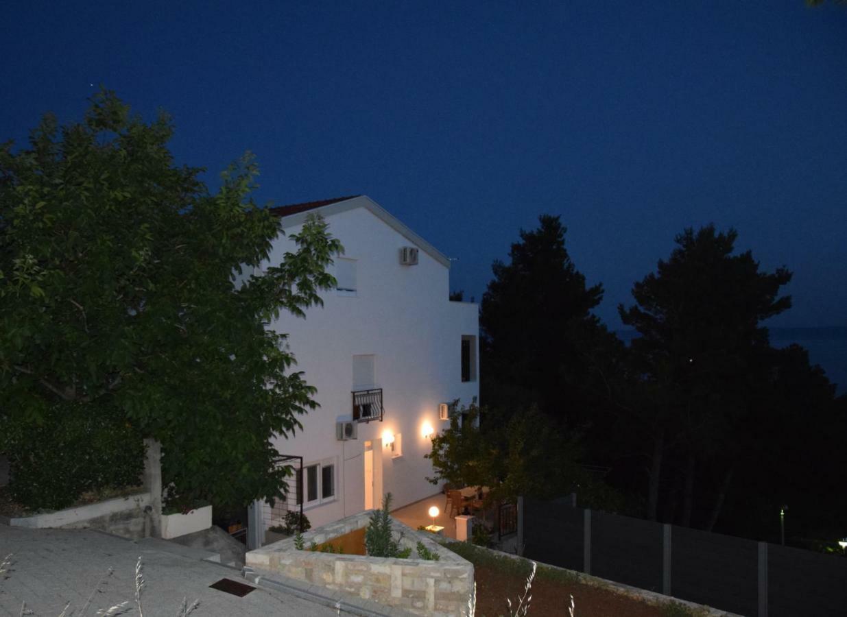 Apartman Antonio Baška Voda Exteriér fotografie